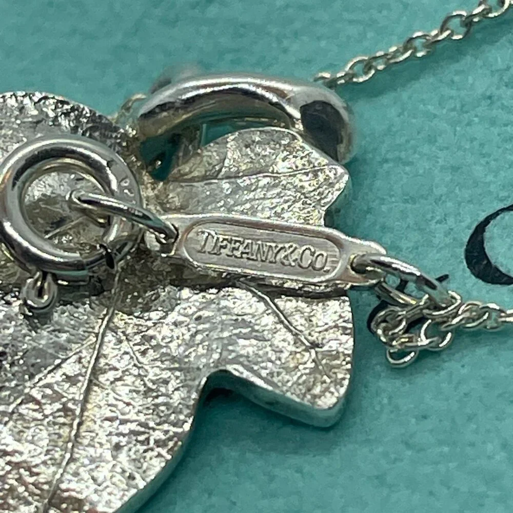 Tiffany & Co. Vintage Ivy Maple Leaf Pendant Necklace Silver 16" w/ Pouch - Picture 6 of 8